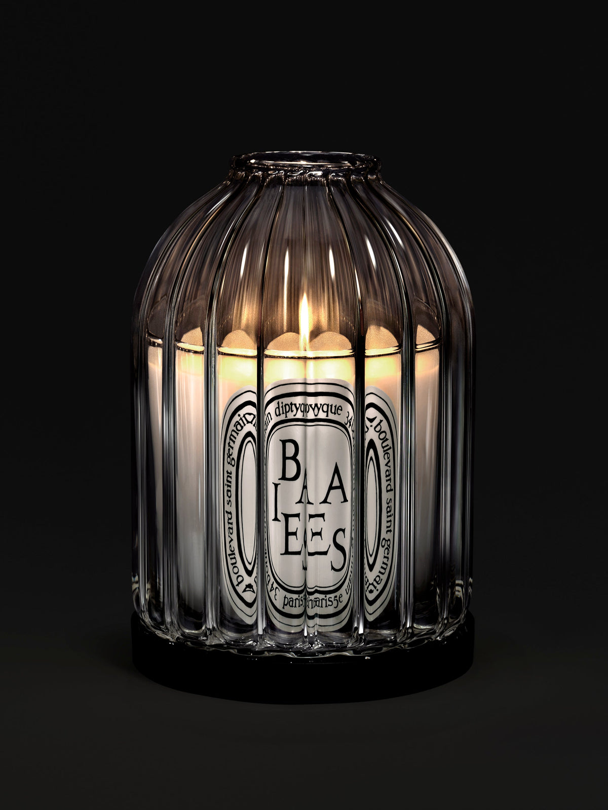 Ribbed candle holder - For classic candles
